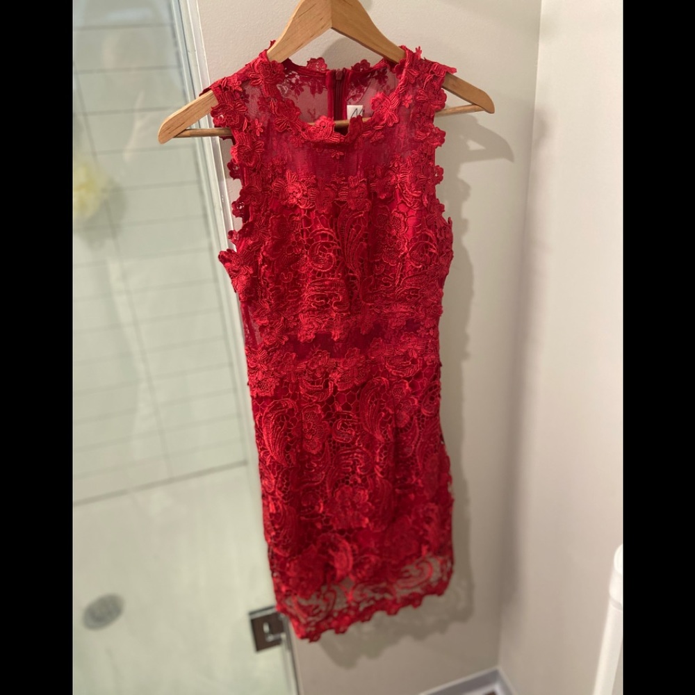 Really beautiful red party lace dress